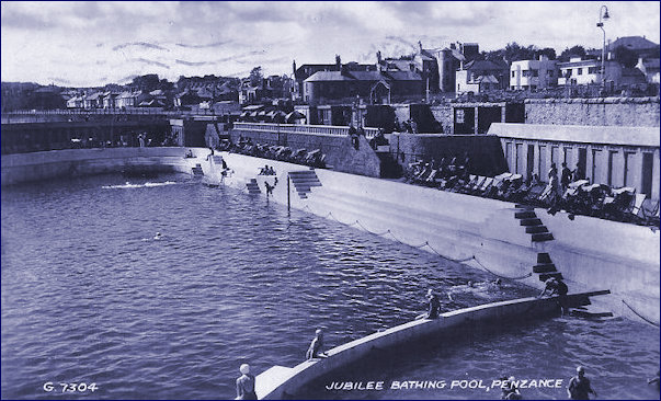 Jubilee Pool circa 1949 overlooked by the Yacht Inn