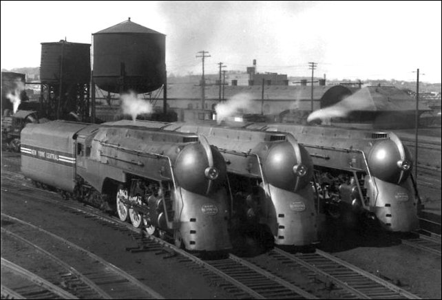 Richard Dreyfuss train