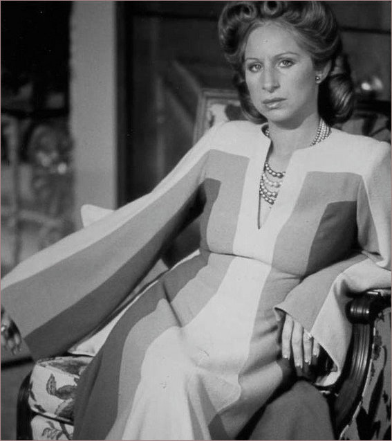 Black and white version of the dress Streisand wore in Funny Ladu