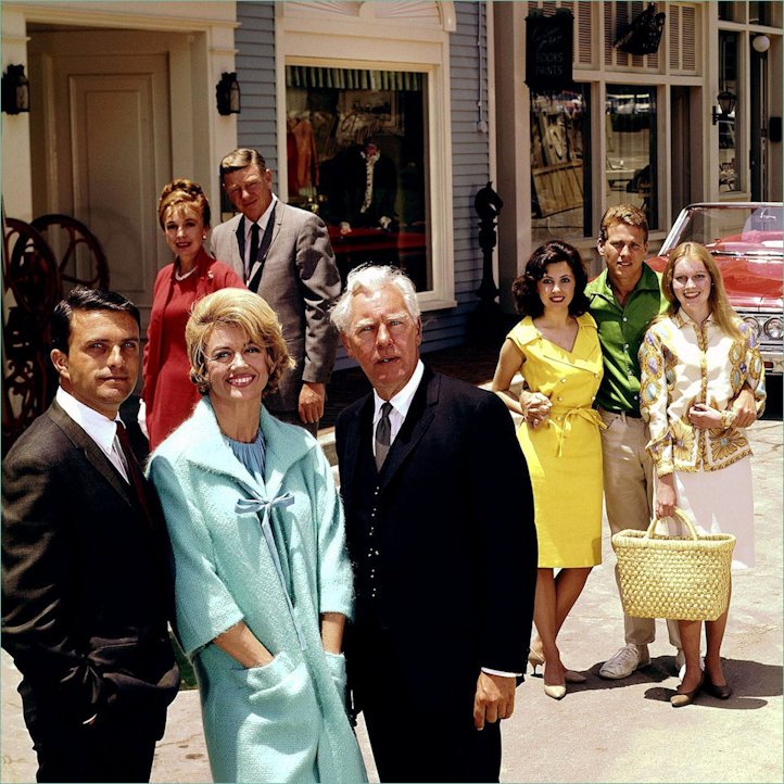 Rare sighting of Mary Anderson with the cast of Peyton Place