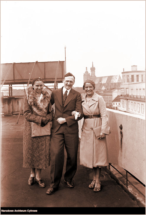 JJ and her sister  on roof of Press Palace in Krakow in 1932