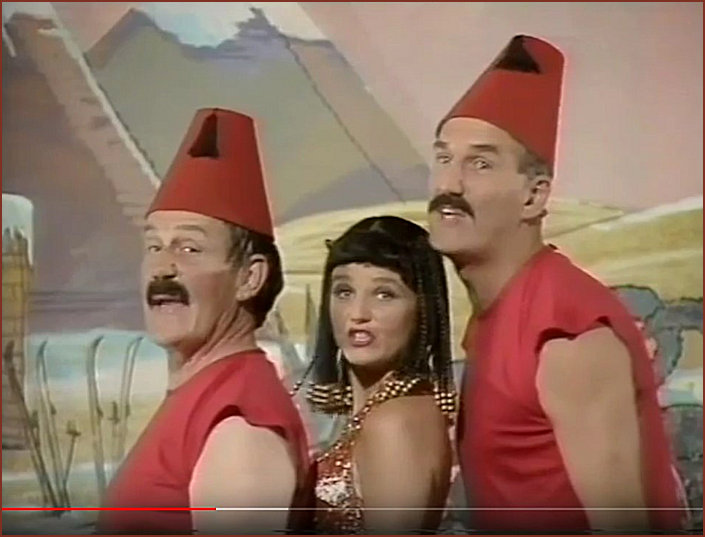 Wilson Keppel and Betty Spoof Heads