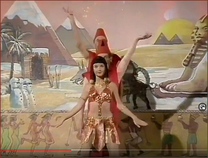 Wilson Keppel and Betty Spoof Pose 5