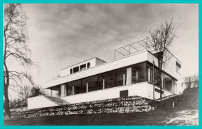 Original 1931 view of the building