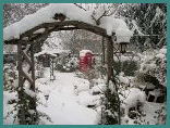 Kiosk and Snow under Arch 2010