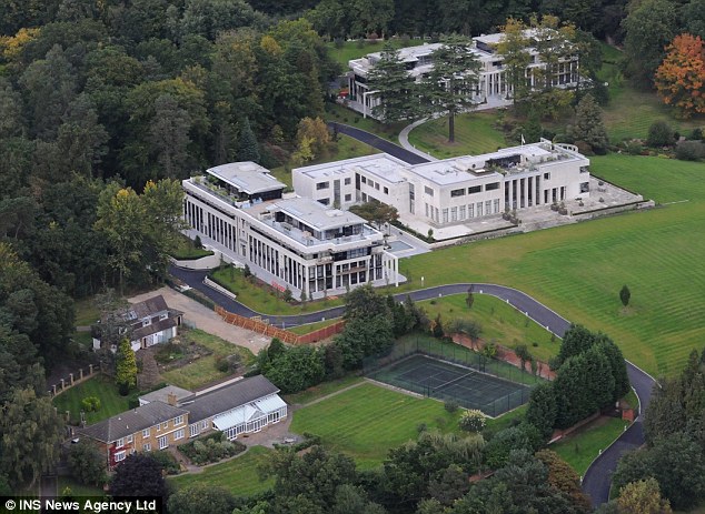 Aeriel view of sunningdale complex