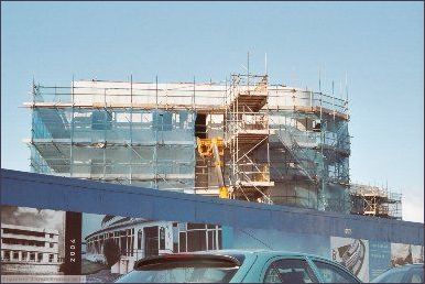 Side view Midland Hotel scaffolding