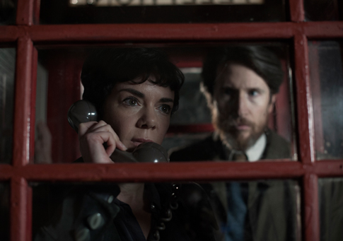 The spies in the Kiosk in 'The Game'