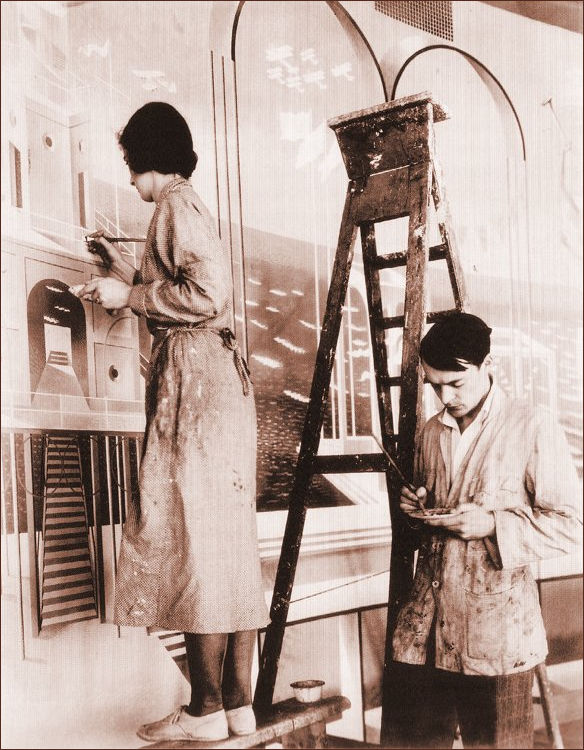 Eric Ravilious and his wife Eileen Lucy "Tirzah" Garwood in 1933