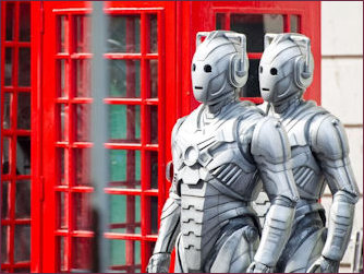 Cybermen and Kiosks