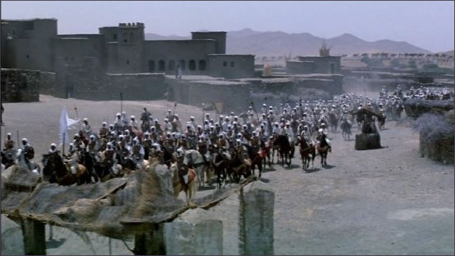 Crowds of Saracens