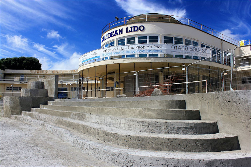 Saltdean Lido frontace