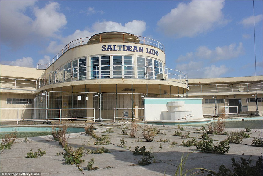 Saltdean Lido - neglected