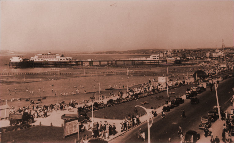 Central Promenade, Pier and Don Cafe