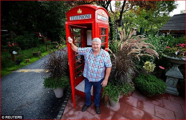 Kiosk owner and kiosk in Germany
