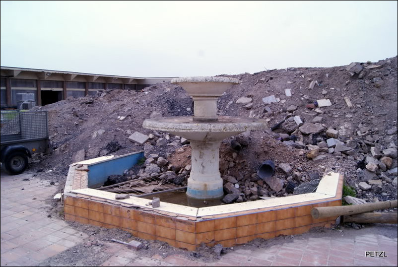 Swimming Pool Fountain destroyed