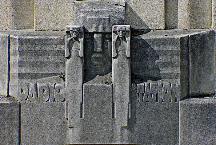 Radio Kootwijk sculptures above the entrance