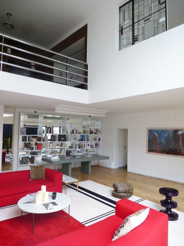 Living area showcasing the frieze