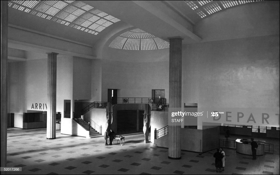 Departure and Arrival Hall Bourget 1937