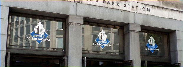 Decorative motif above the endtrance to St James Underground Station