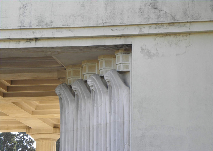 right side sculptures