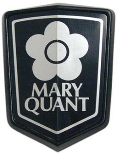 Quant Bonnet Badge