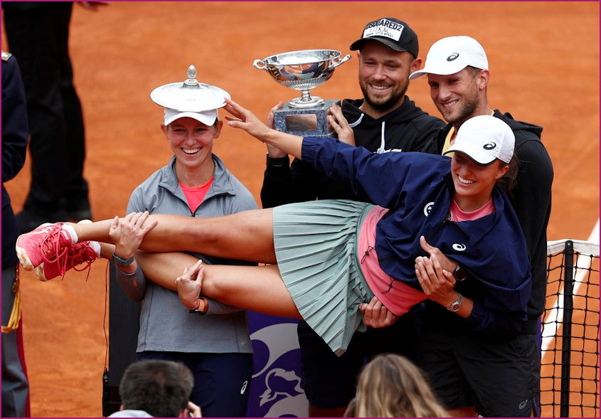 Oga in her Team Winners pose